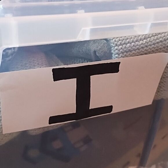 Talbots Navy and White Patterned Top - Picture 8 of 8